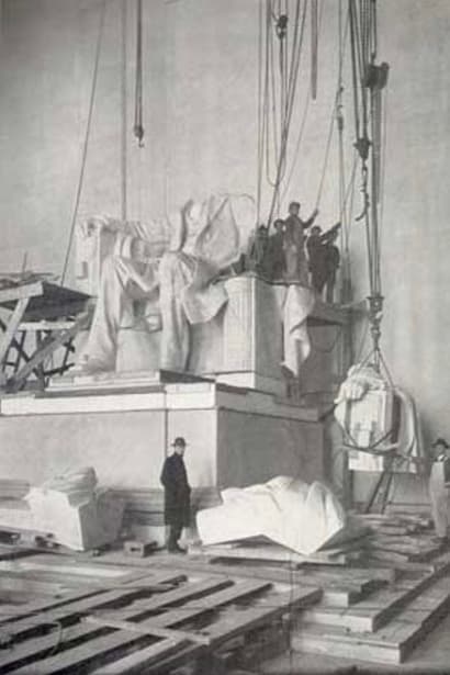 Lincoln statue being assembled 