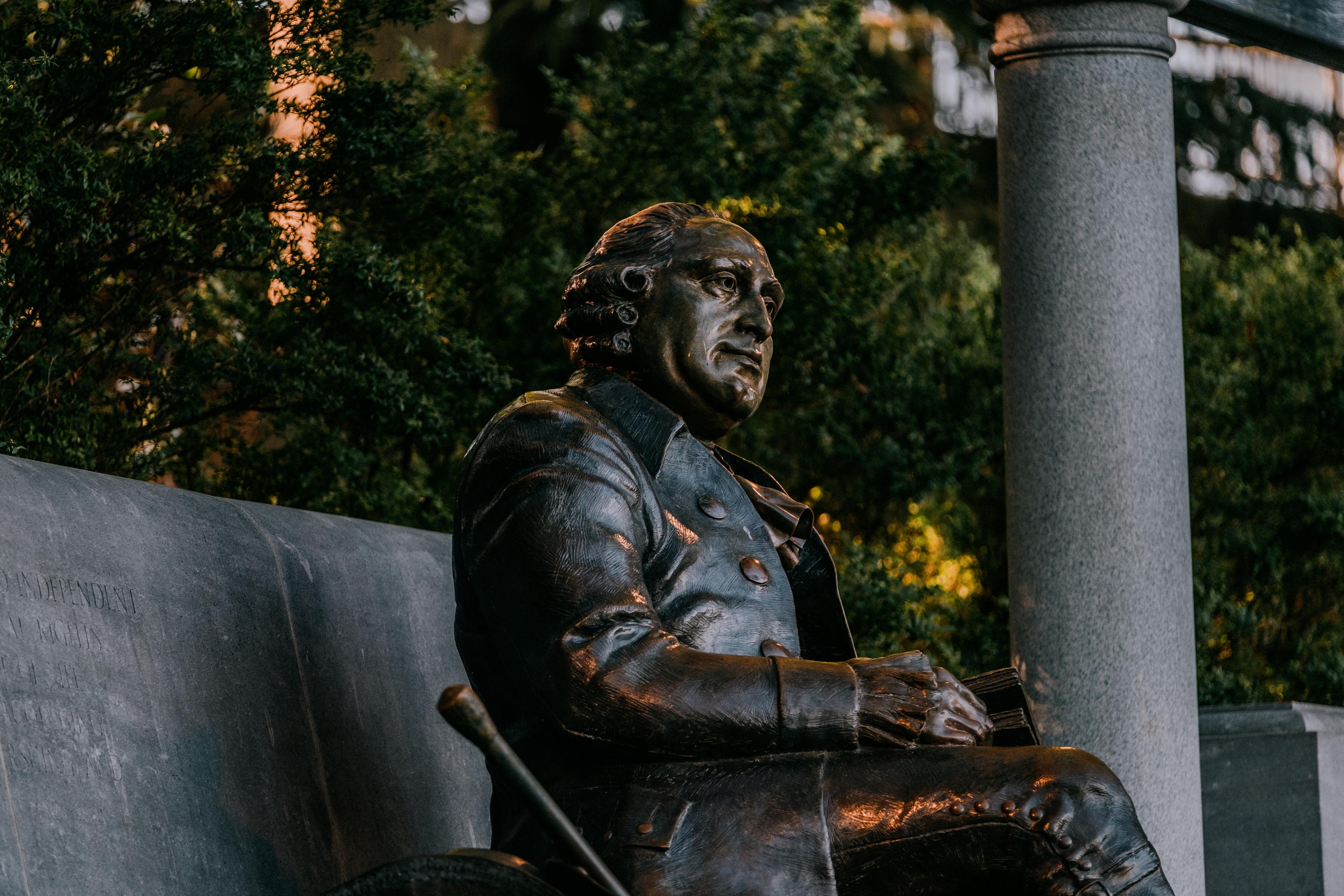 Mason Memorial Statue