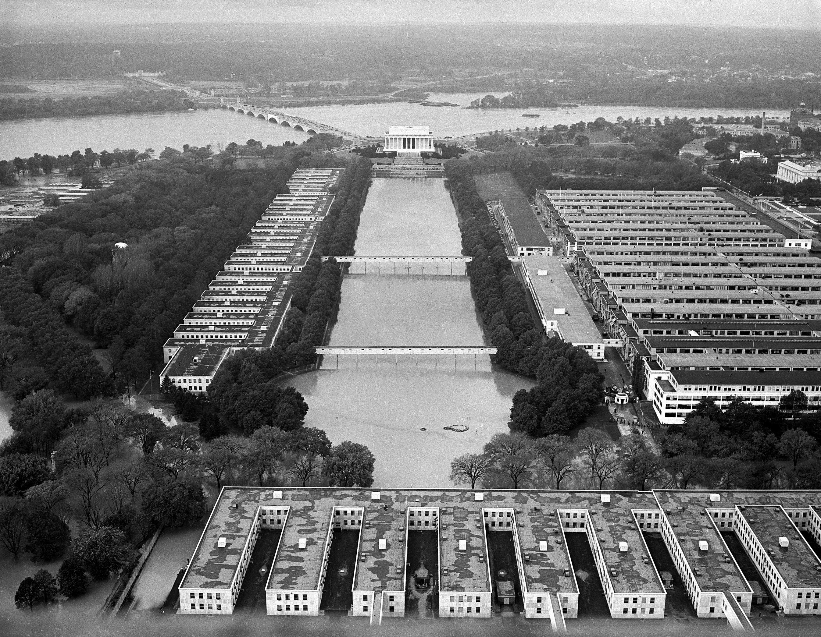 Image for 'Tempo' Buildings: When the Mall was Covered in Office Buildings (Middle School Level)